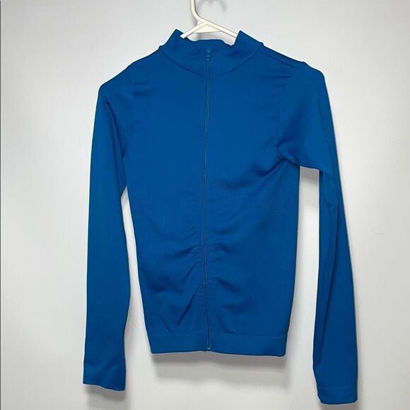 Blue Activewear Set - Picture 10 of 16